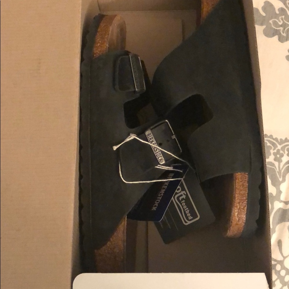 Birkenstock ARIZONA sandals size 8